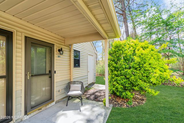 305 Owls Nest Court, Jackson, NJ 08527
