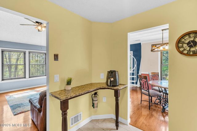 305 Owls Nest Court, Jackson, NJ 08527