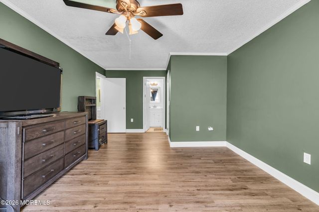 305 Owls Nest Court, Jackson, NJ 08527