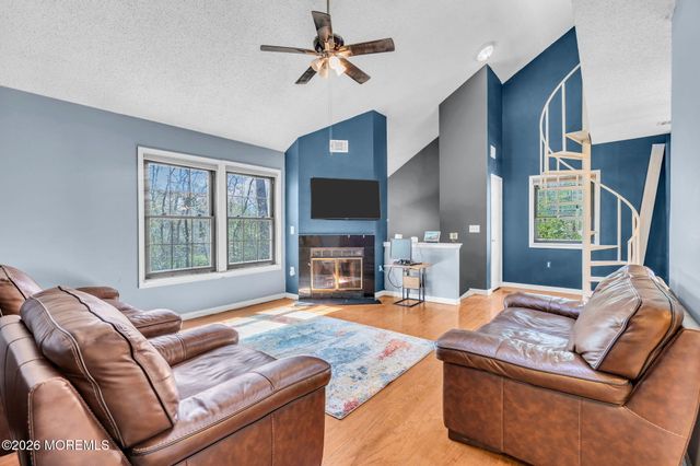 305 Owls Nest Court, Jackson, NJ 08527