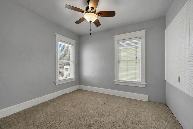 866 HOWARD STREET, Green Bay, WI 54303