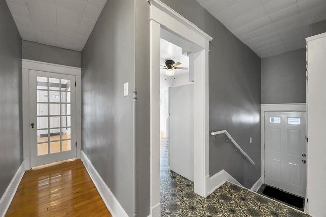 866 HOWARD STREET, Green Bay, WI 54303