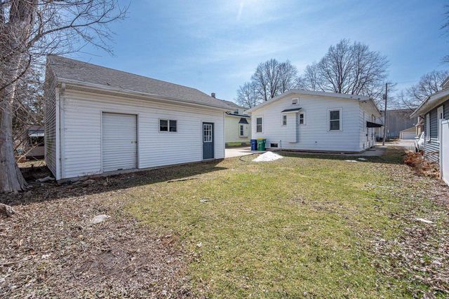 866 HOWARD STREET, Green Bay, WI 54303