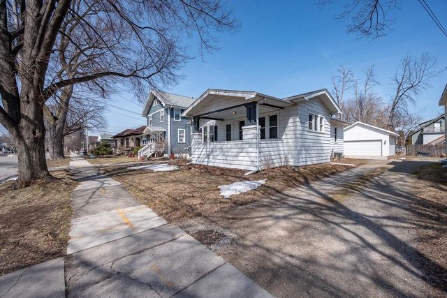 866 HOWARD STREET, Green Bay, WI 54303