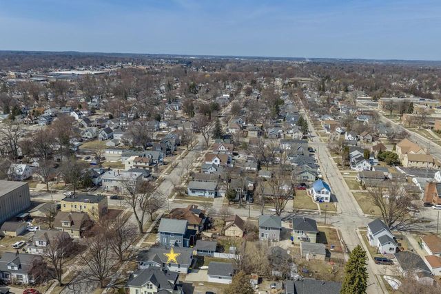 866 HOWARD STREET, Green Bay, WI 54303