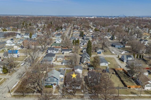 866 HOWARD STREET, Green Bay, WI 54303