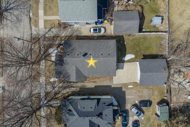 866 HOWARD STREET, Green Bay, WI 54303