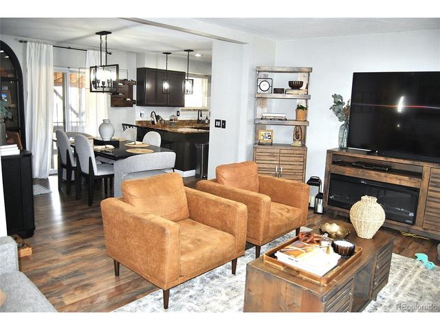 9827 Race St, Thornton, CO 80229