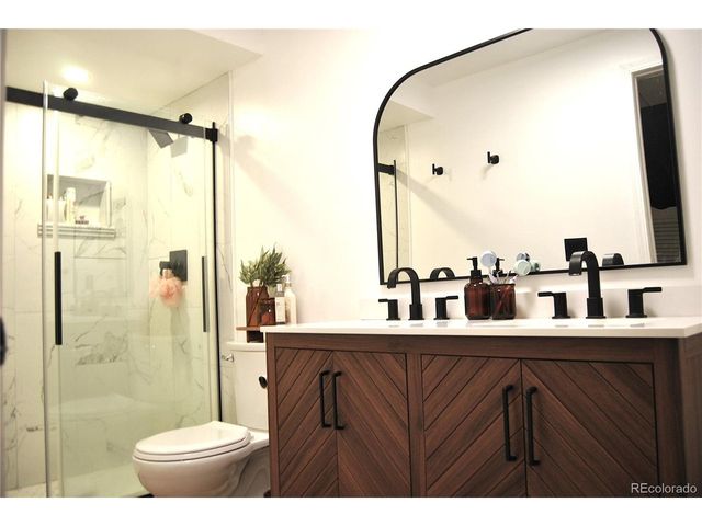 9827 Race St, Thornton, CO 80229