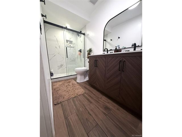 9827 Race St, Thornton, CO 80229