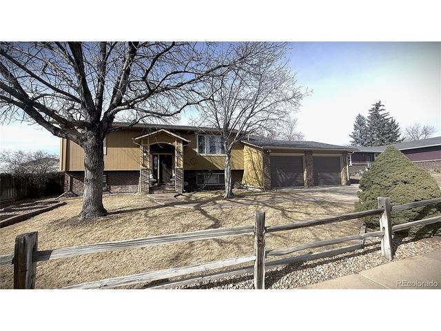 9827 Race St, Thornton, CO 80229