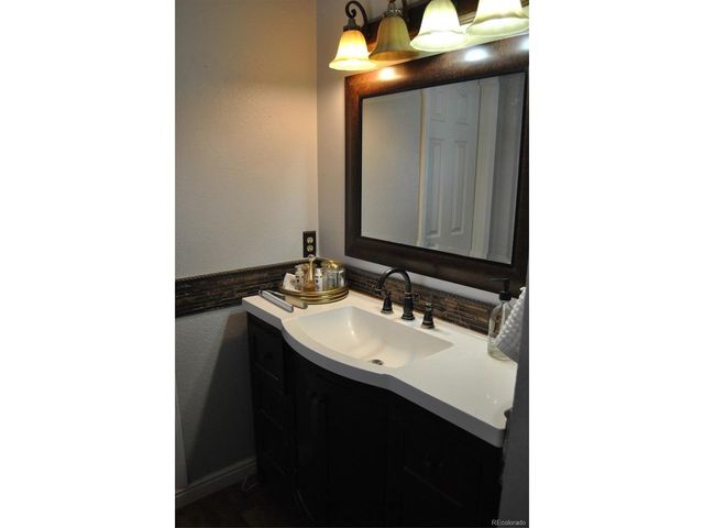 9827 Race St, Thornton, CO 80229