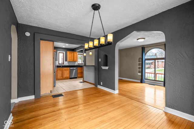 1462 N Linwood Avenue, Indianapolis, IN 46201