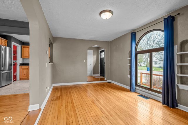 1462 N Linwood Avenue, Indianapolis, IN 46201