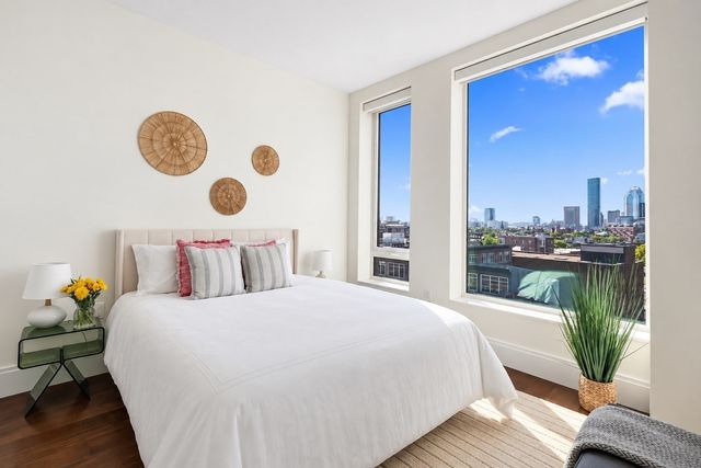 380 Harrison Ave 1013, Boston, MA 02118