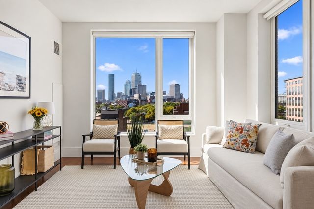 380 Harrison Ave 1013, Boston, MA 02118