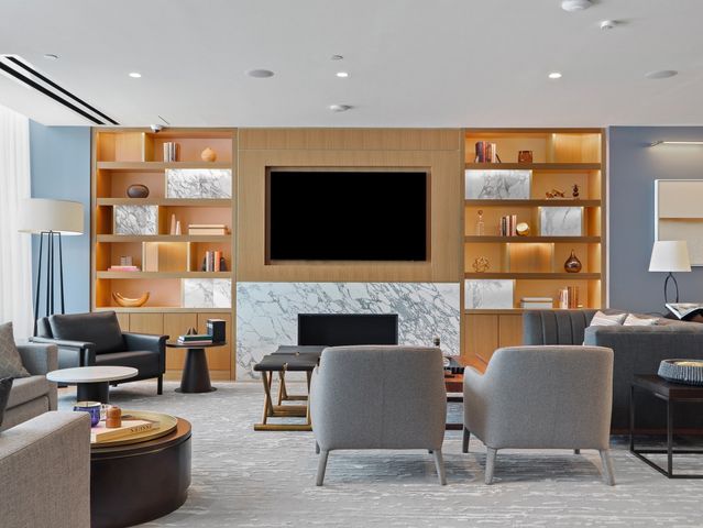 380 Harrison Ave 1013, Boston, MA 02118