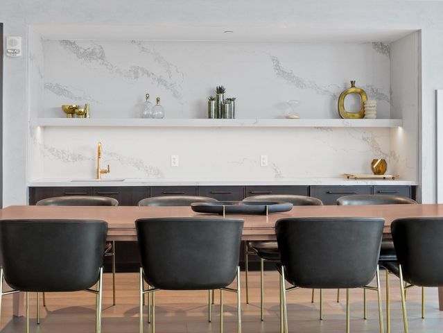 380 Harrison Ave 1013, Boston, MA 02118