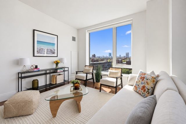 380 Harrison Ave 1013, Boston, MA 02118