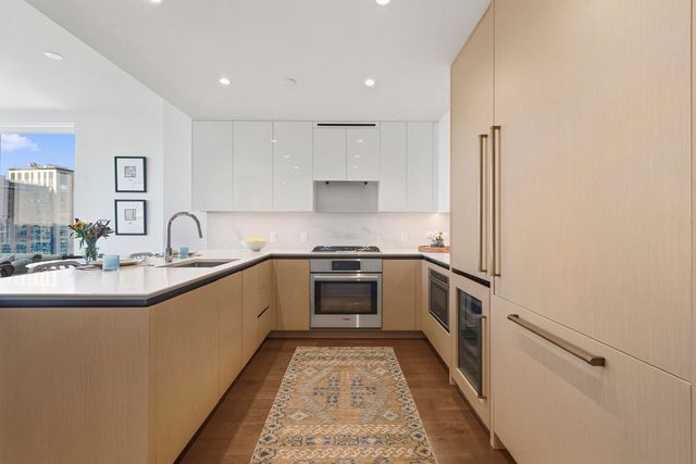 380 Harrison Ave 1013, Boston, MA 02118