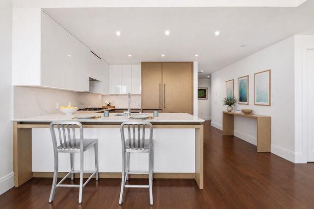 380 Harrison Ave 1013, Boston, MA 02118