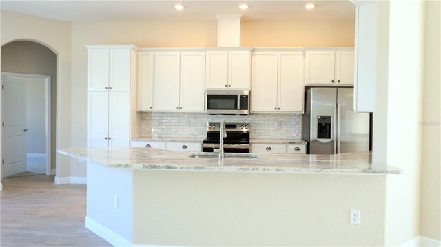 12107 HOODED WARBLER COURT, Brooksville, FL 34614