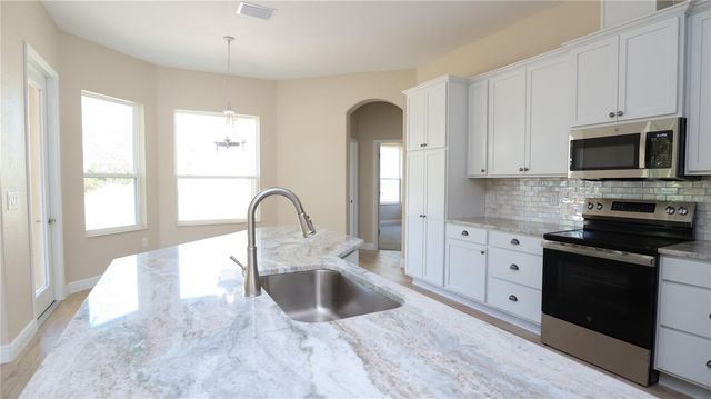 12107 HOODED WARBLER COURT, Brooksville, FL 34614