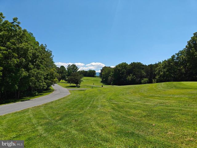 644 BEALL AVE, Luray, VA 22835