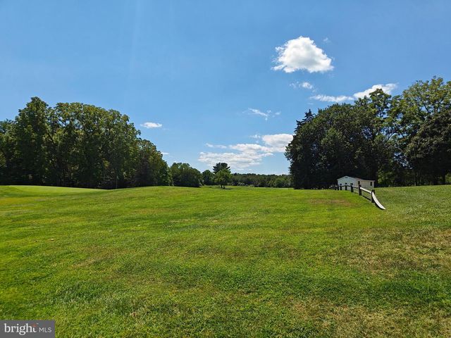 644 BEALL AVE, Luray, VA 22835