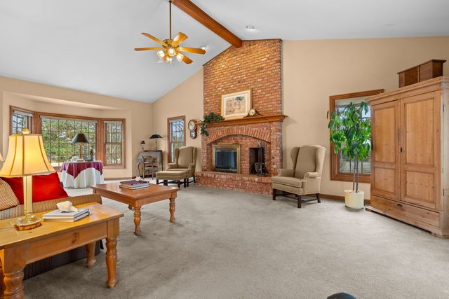 3810 Church Hill Lane, Crystal Lake, IL 60014