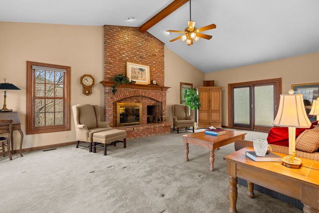 3810 Church Hill Lane, Crystal Lake, IL 60014