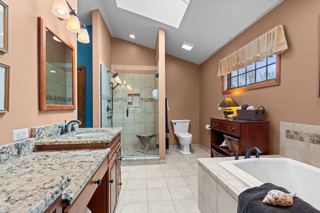 3810 Church Hill Lane, Crystal Lake, IL 60014