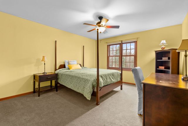 3810 Church Hill Lane, Crystal Lake, IL 60014