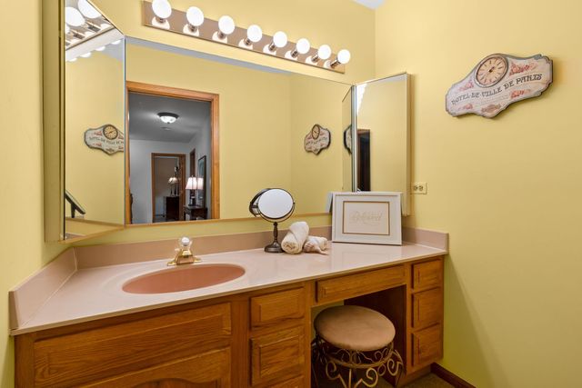 3810 Church Hill Lane, Crystal Lake, IL 60014