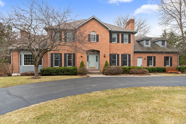 3810 Church Hill Lane, Crystal Lake, IL 60014