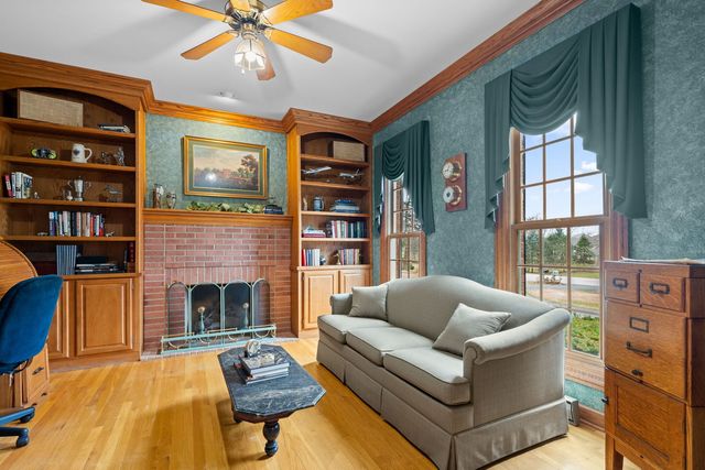 3810 Church Hill Lane, Crystal Lake, IL 60014