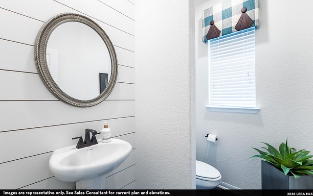 146 Richard Drive, Castroville, TX 78009