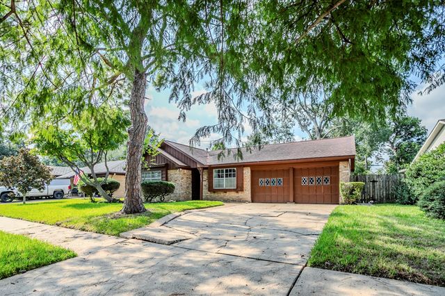 8003 Sharpcrest Street, Houston, TX 77036