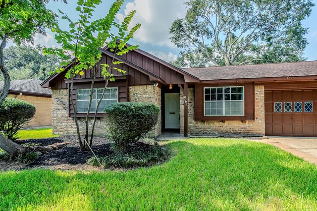8003 Sharpcrest Street, Houston, TX 77036