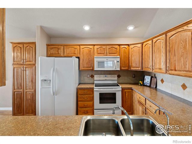 1816 Suntide Drive, Johnstown, CO 80534