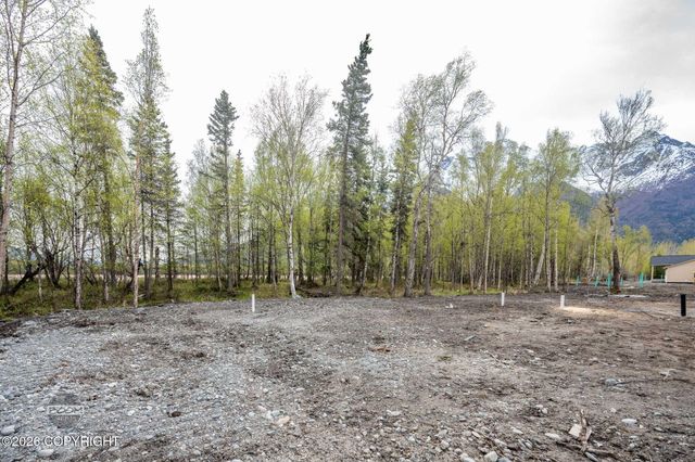 5837 S Gates Street, Palmer, AK 99645