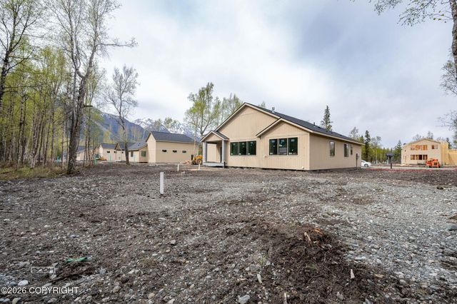 5837 S Gates Street, Palmer, AK 99645