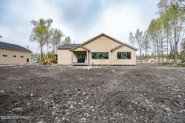 5837 S Gates Street, Palmer, AK 99645