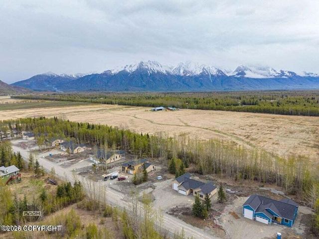 5837 S Gates Street, Palmer, AK 99645