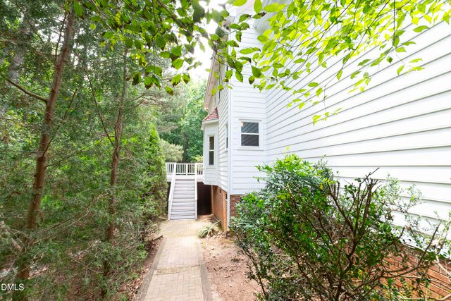 1000 S Knoll Court, Raleigh, NC 27603