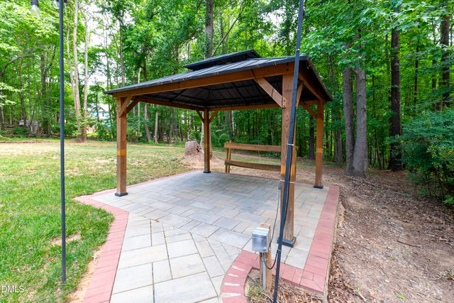 1000 S Knoll Court, Raleigh, NC 27603