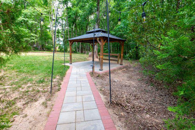 1000 S Knoll Court, Raleigh, NC 27603