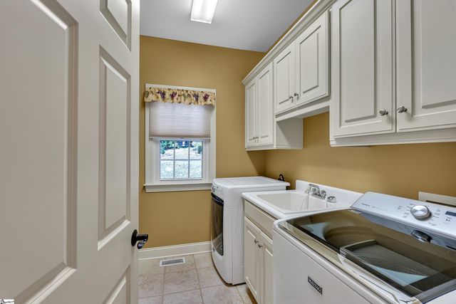 310 Hidden Creek Circle, Spartanburg, SC 29306