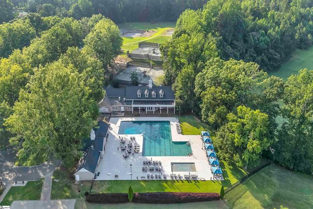 310 Hidden Creek Circle, Spartanburg, SC 29306
