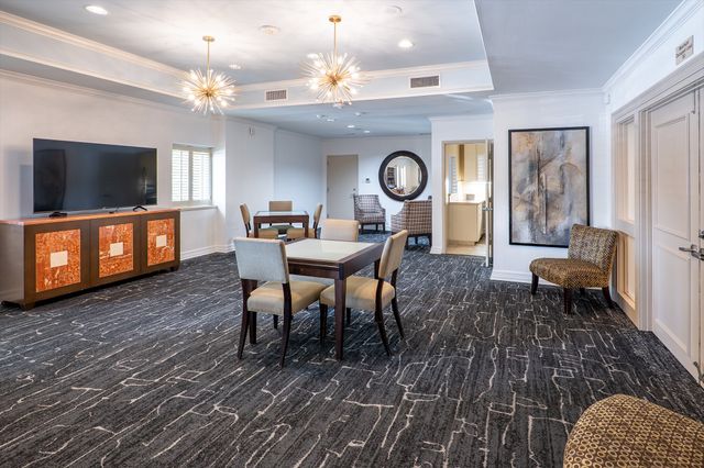 6211 W Northwest Highway 1903, Dallas, TX 75225